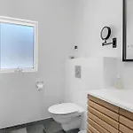 4 Bedroom Lovely In *