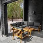 4 Bedroom Lovely In Neksø