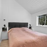 4 Bedroom Lovely In Neksø