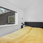 4 Bedroom Lovely In *