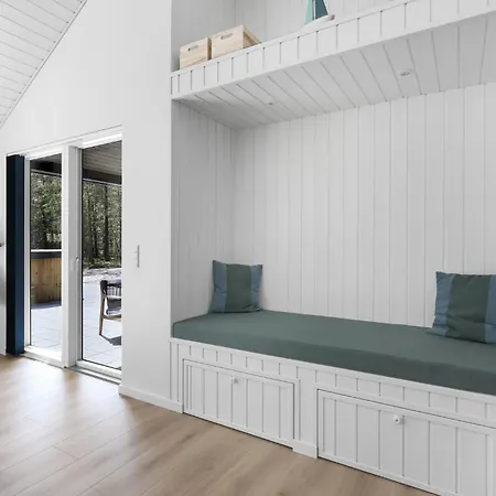 Casa vacanze 4 Bedroom Lovely In *