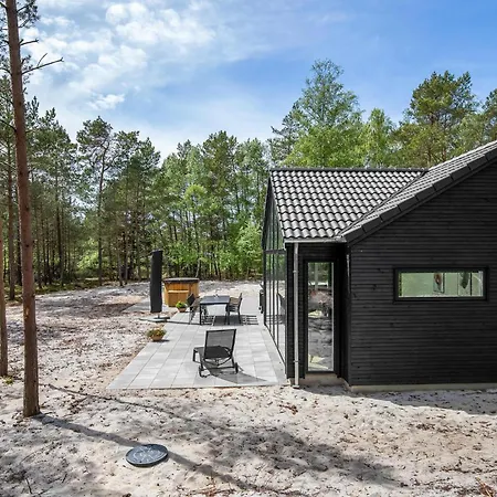 4 Bedroom Lovely In *